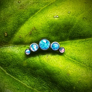 Cluster con 5 ópalos de titanio grado implante 1,2mm
