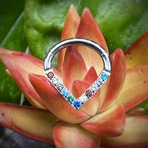 Aro de titanio grado implante en forma de gota con circonitas de colores frontales de 1,2x8mm